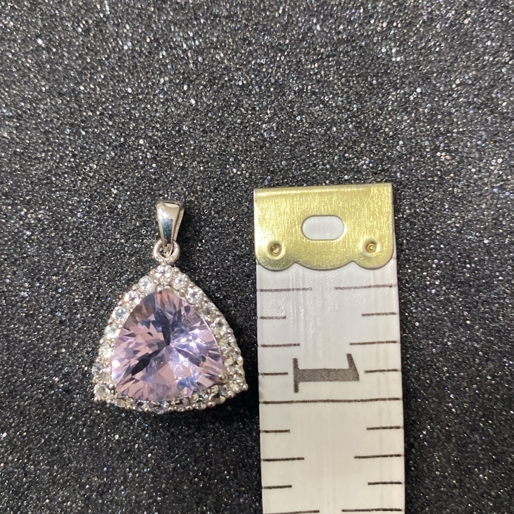 JTV 5.62 CTW, white topaz and amethyst ￼ sterling silver rhodium plated pendant - Picture 4 of 5
